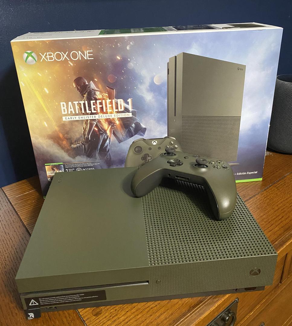 Xbox One S (2016) Green, 1TB LUMA81514 Swappa