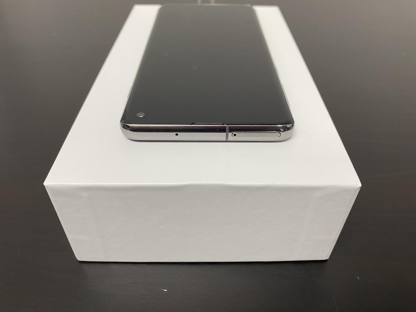 Samsung Galaxy S10, color Black