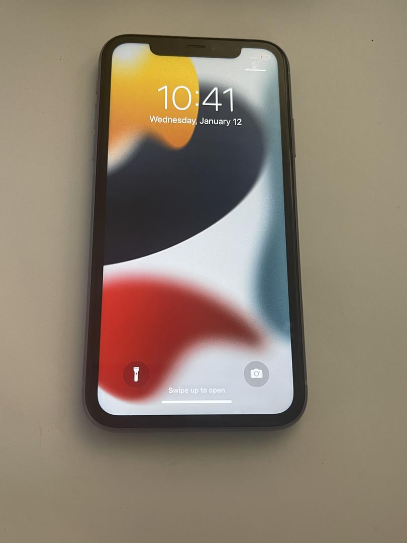 Apple iPhone 11, color Purple