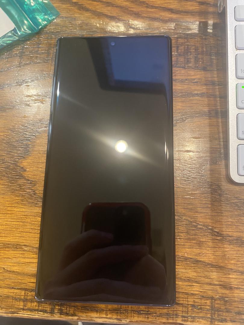 Samsung Galaxy Note 10 Plus 5G, color Aura Glow