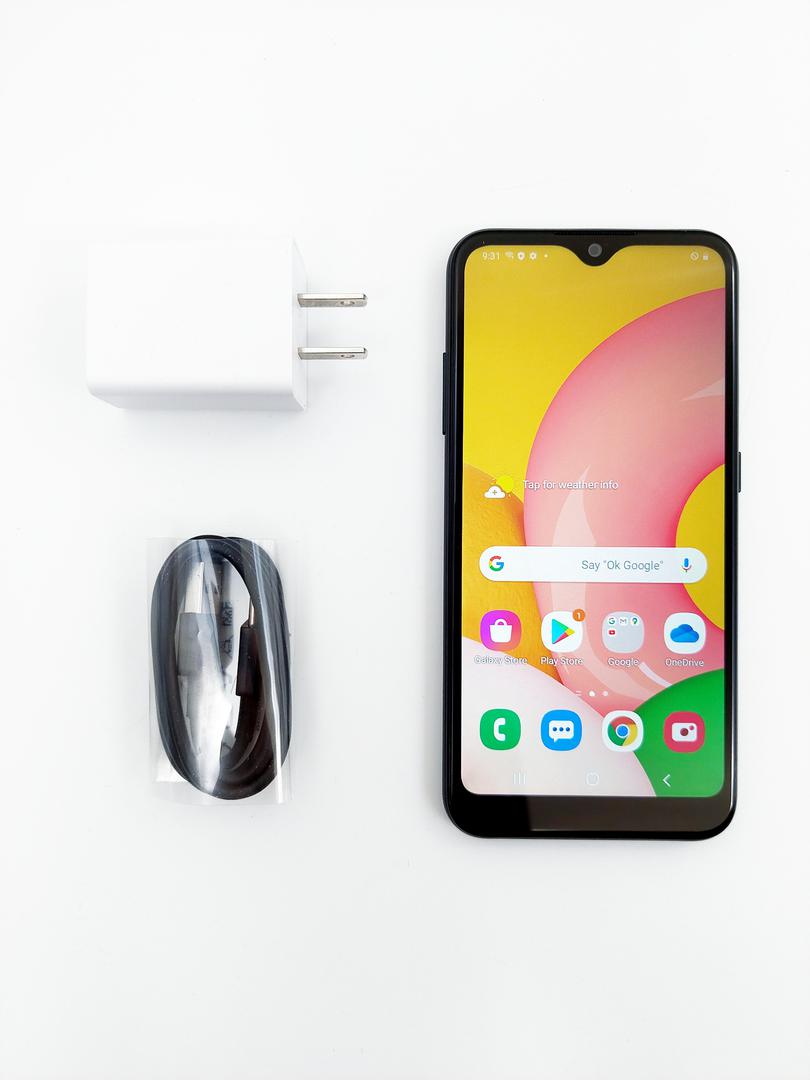 Samsung Galaxy A01, color Black