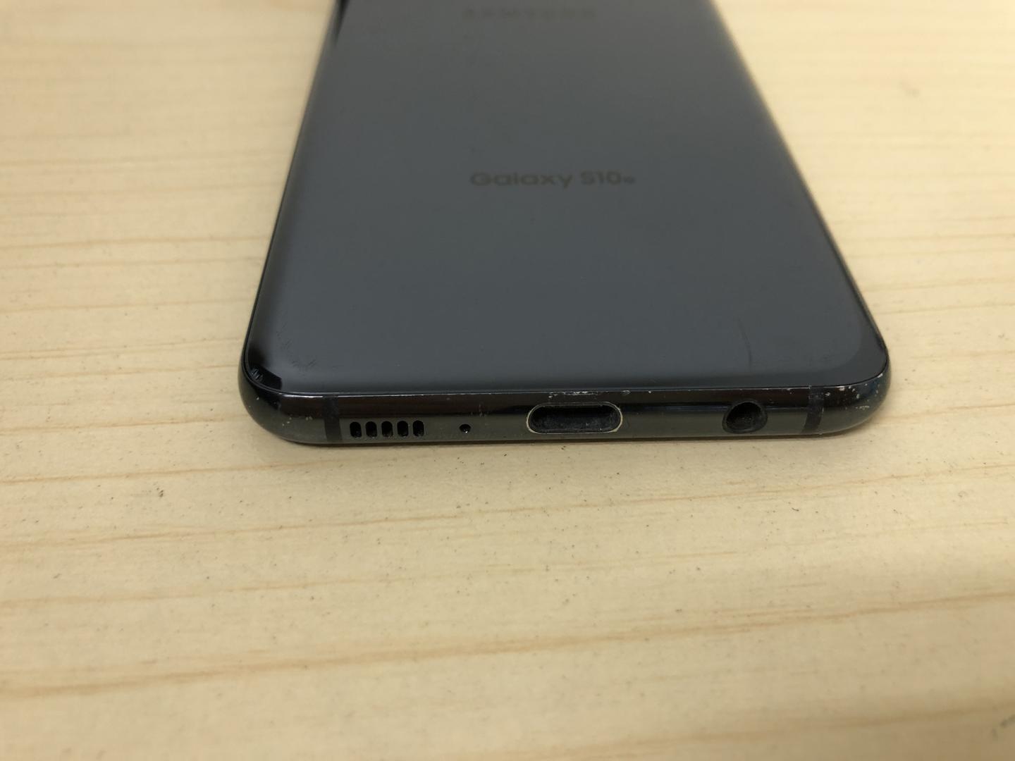 Samsung Galaxy S10e, color Black