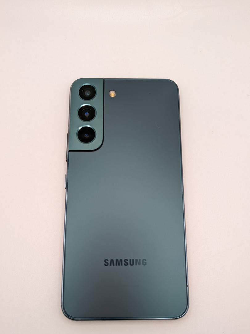 Samsung Galaxy S22, color Green