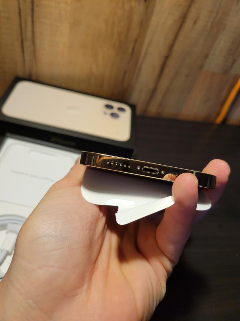 Apple iPhone 13 Pro Max, color Gold