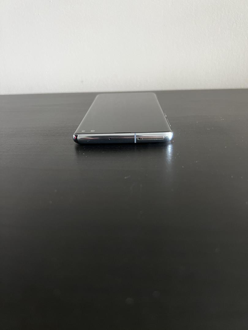 Samsung Galaxy S10 Plus, color Ceramic Black