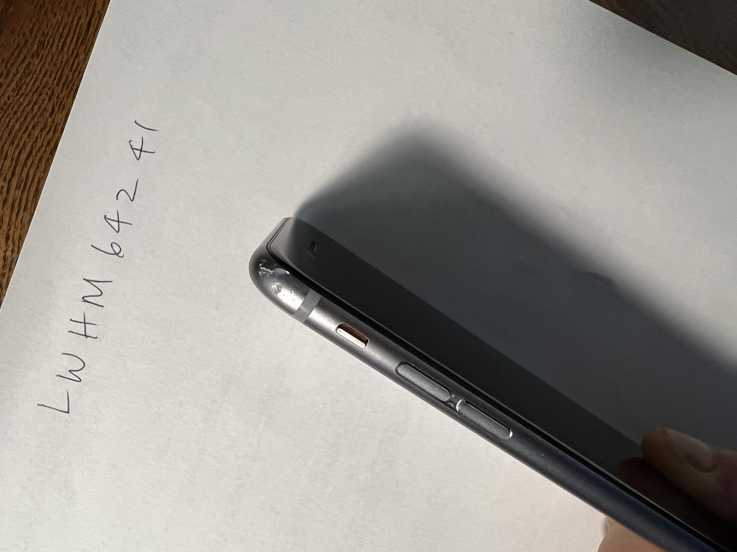 Apple iPhone 6S, color Grey
