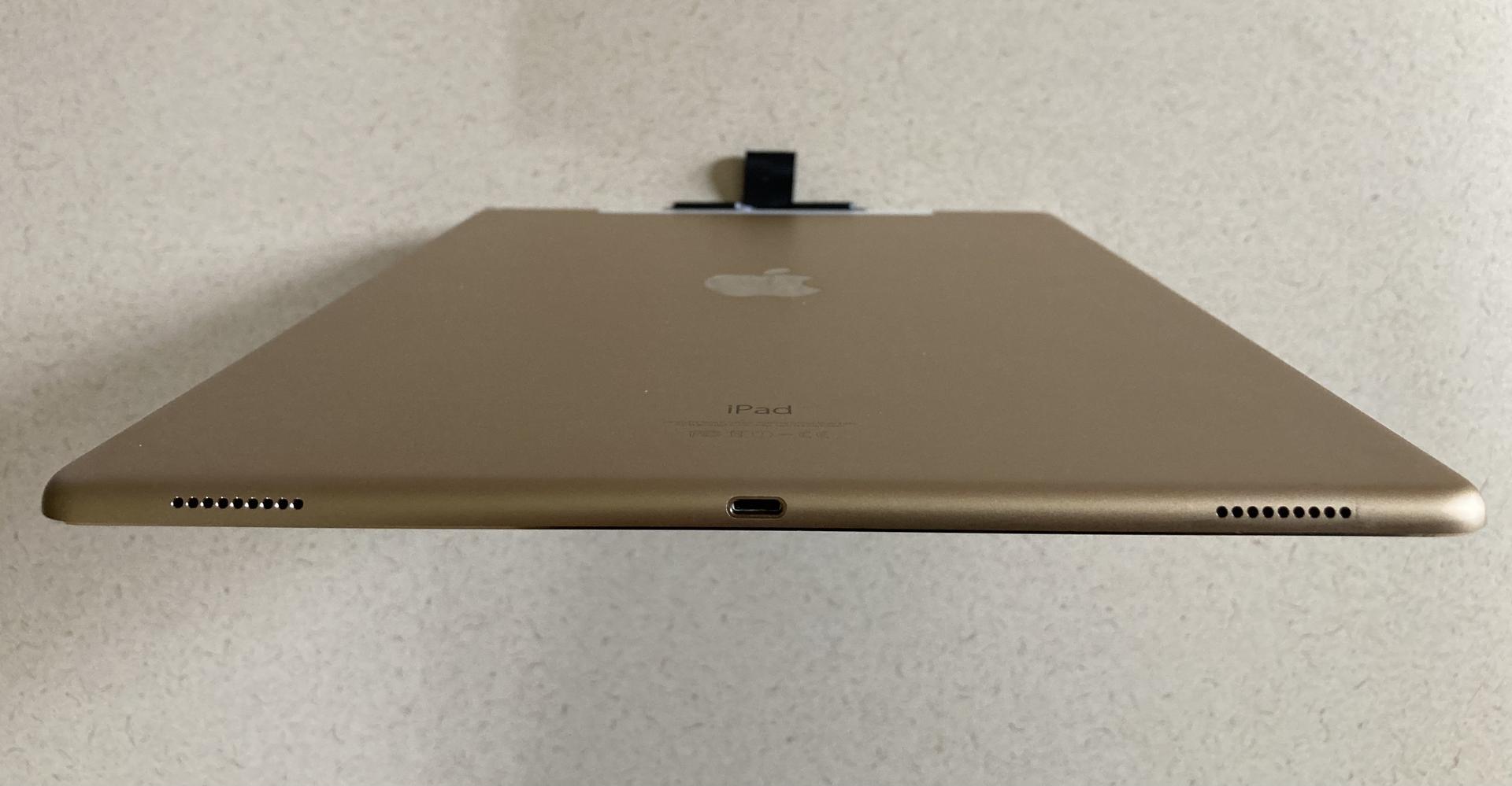Apple iPad Pro 12.9" 1st Gen 2015, color Gold
