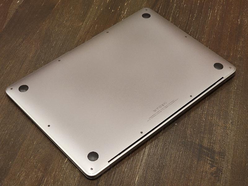 MacBook Air 2018 - 13", color Gray