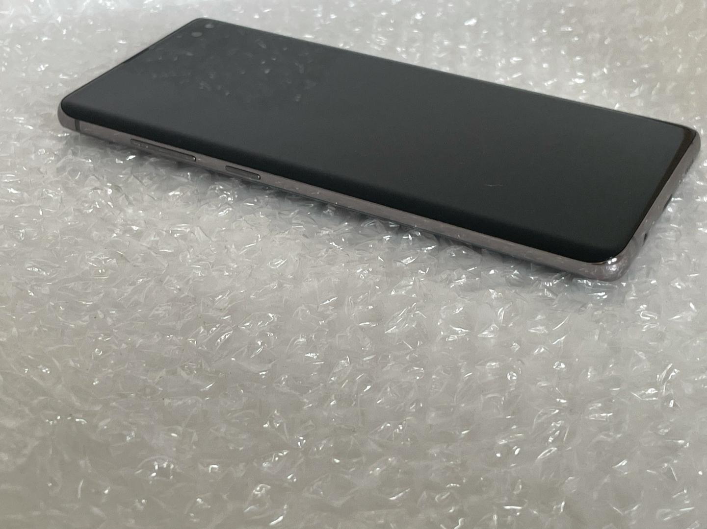 Samsung Galaxy S10 Plus, color Ceramic Black