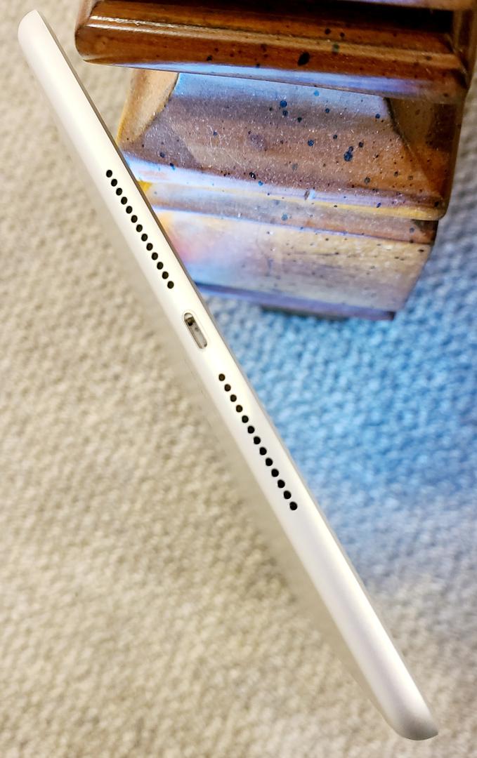 Apple iPad Pro 9.7", color Silver