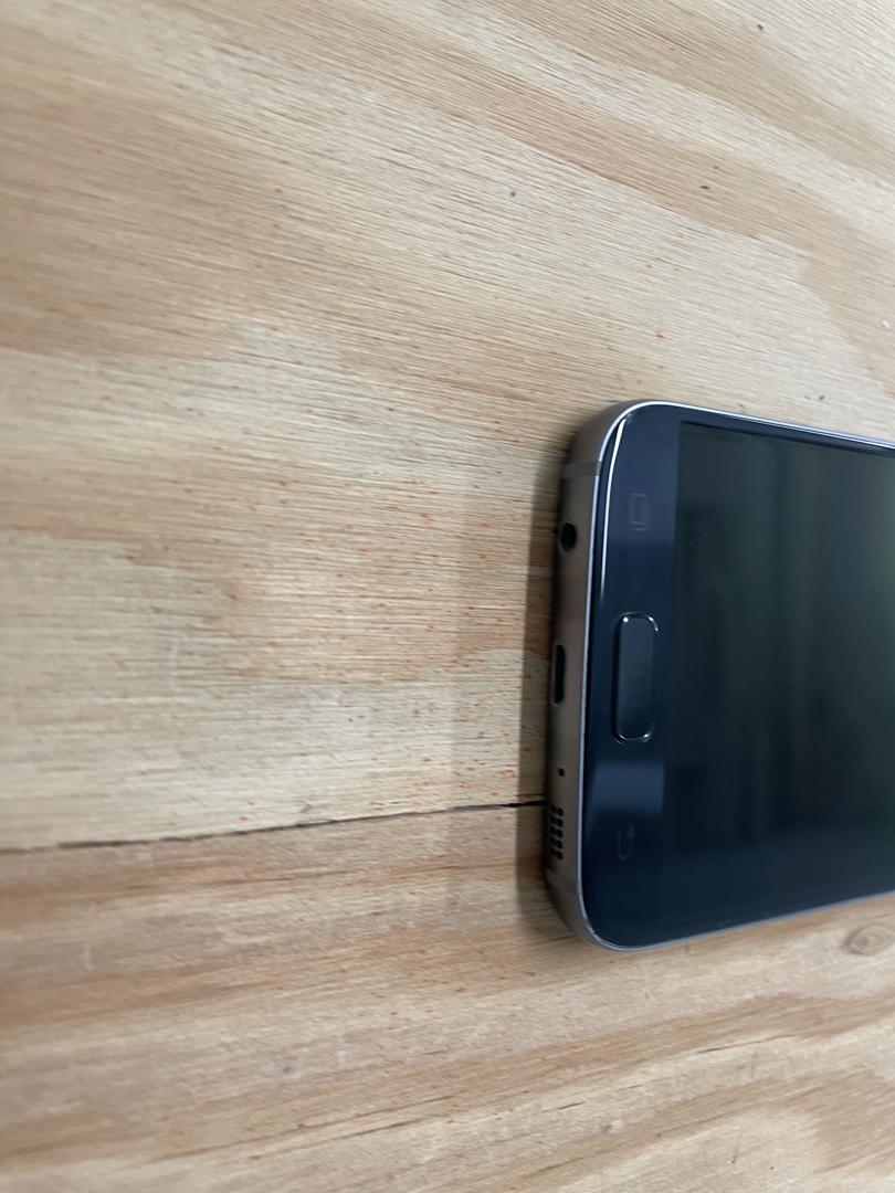 Samsung Galaxy S7, color Black