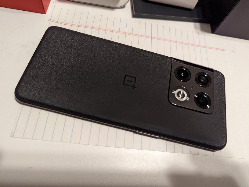 OnePlus 10 Pro - Unlocked, Black, 128GB, 8GB, NE2215 - LWIQ91936 - Swappa