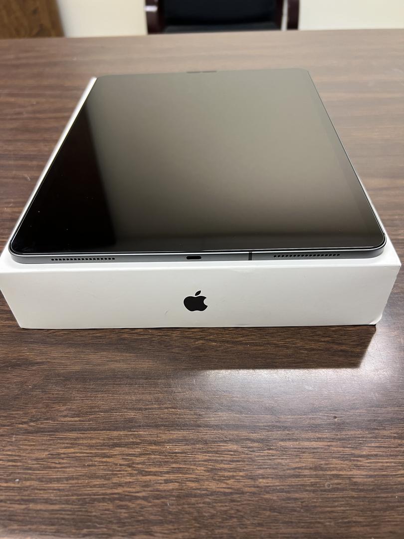 Apple iPad Pro 12.9" 4th Gen 2020, color Gray