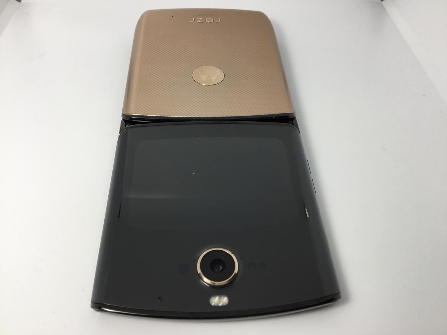 Motorola Razr, color Gold