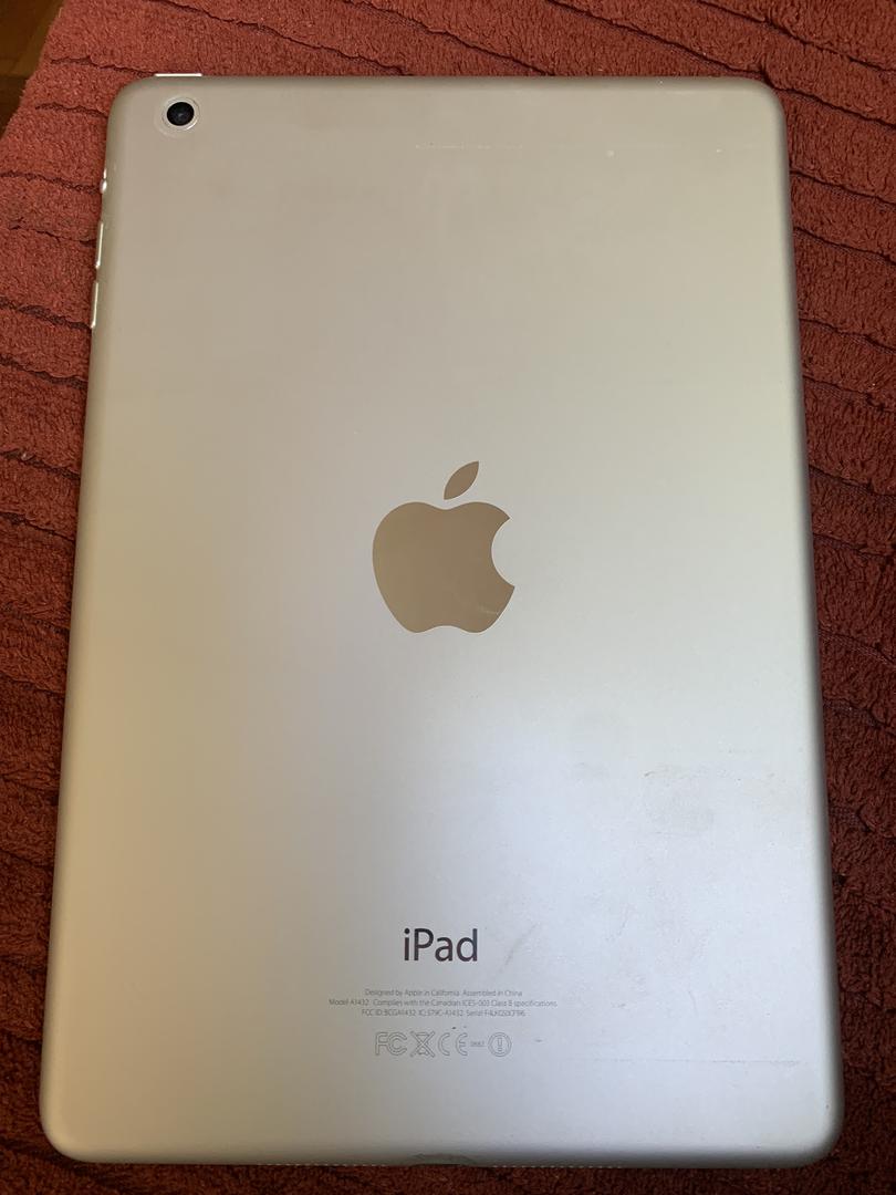Apple iPad Mini, color White