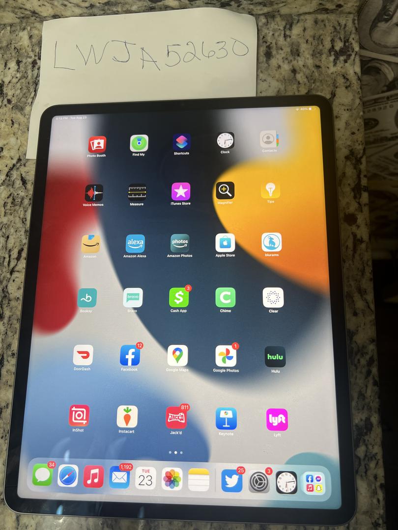 Apple iPad Pro 12.9" 5th Gen 2021, color Silver