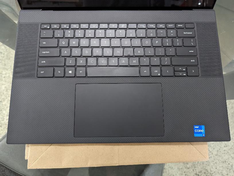 Dell XPS 17 9710 (2021), color Silver