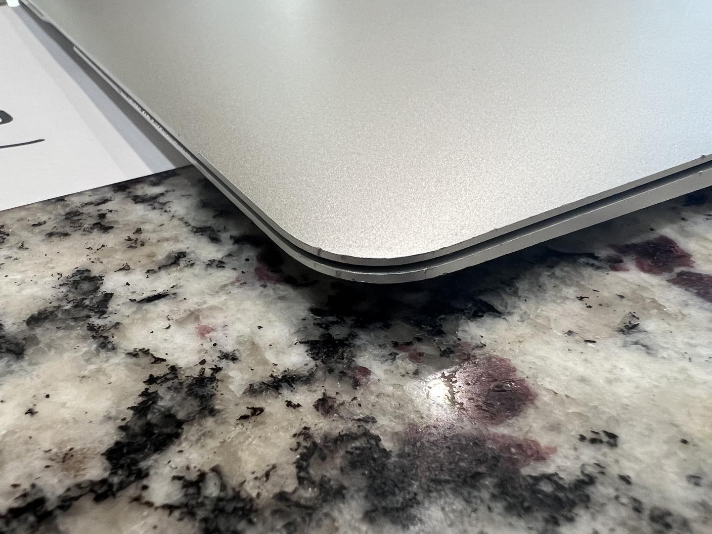 MacBook Air 2015 - 13", color Silver