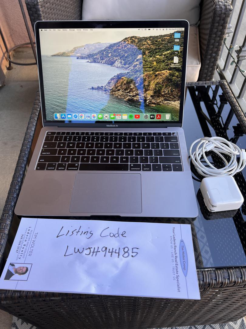 MacBook Air 2018 - 13", color Gray