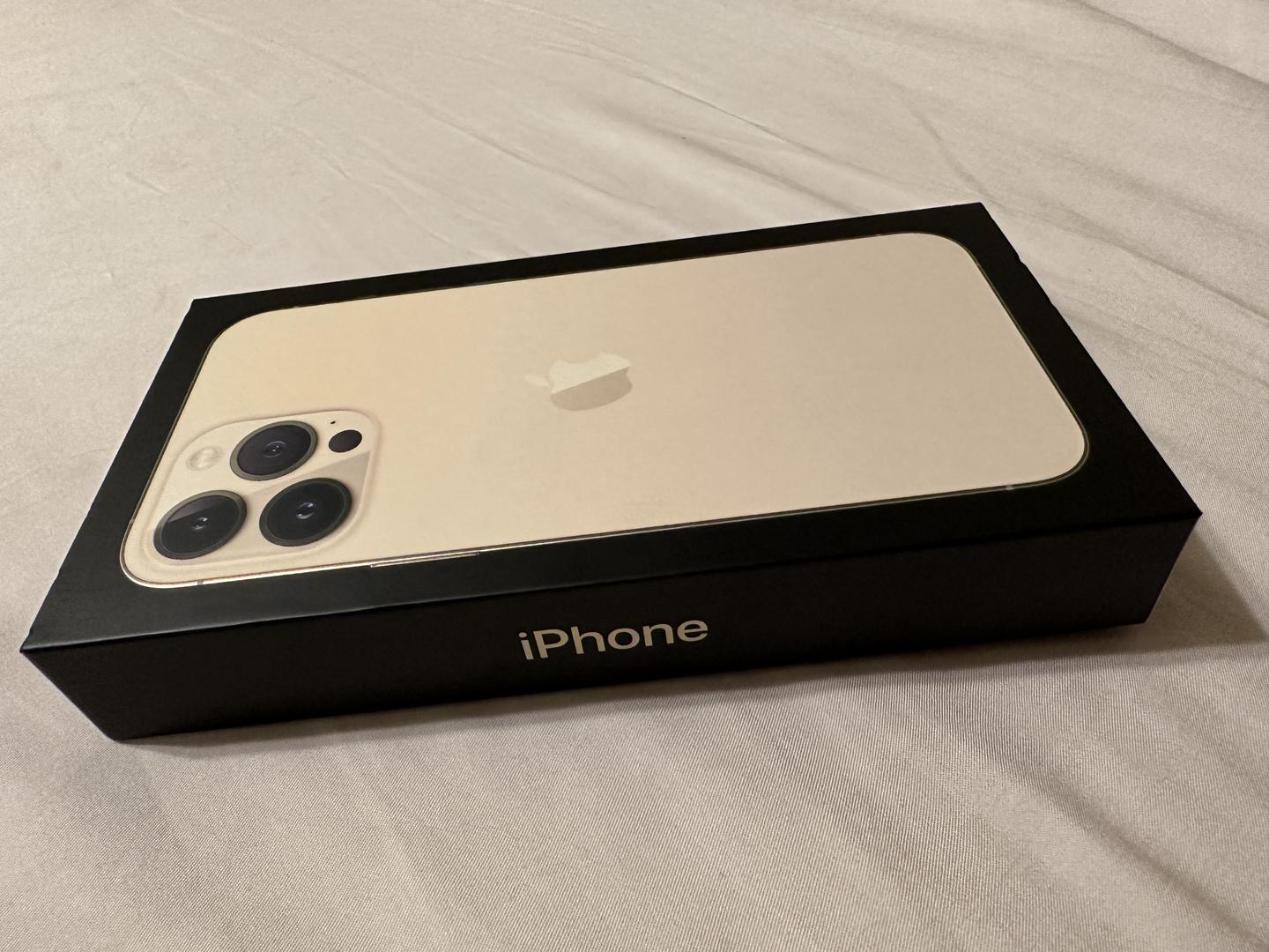 Apple iPhone 13 Pro Max, color Gold