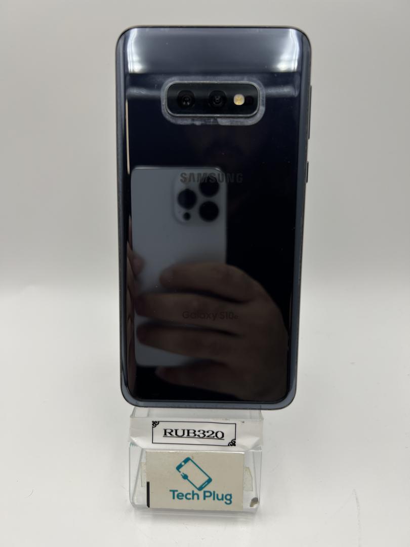Samsung Galaxy S10e, color Black