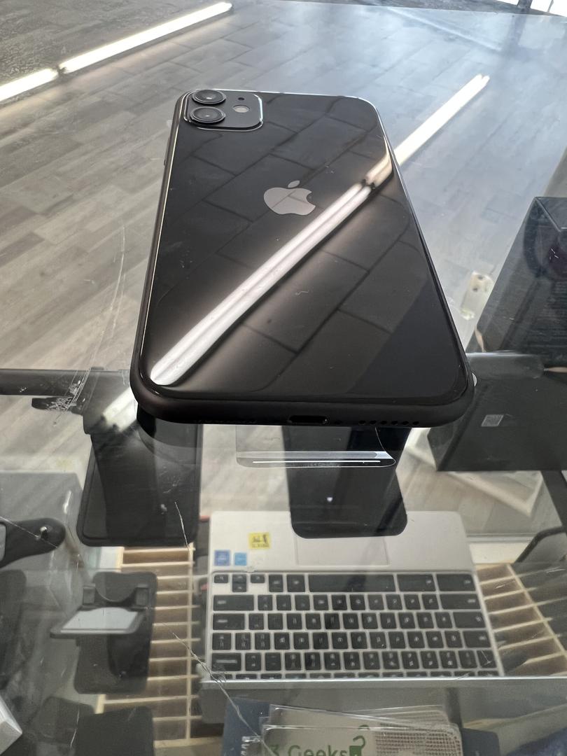 Apple iPhone 11, color Black