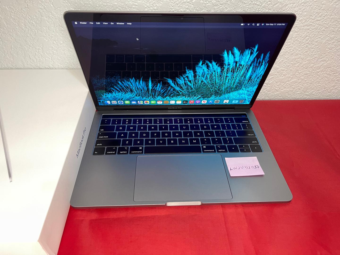 MacBook Pro 2018 (With Touch Bar) - 13", color Gray