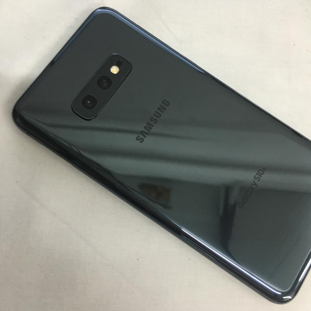 Samsung Galaxy S10e, color Black