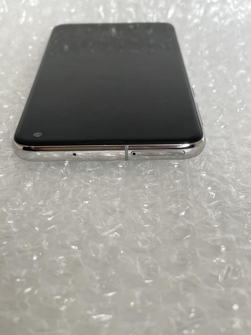 Samsung Galaxy S10e, color White