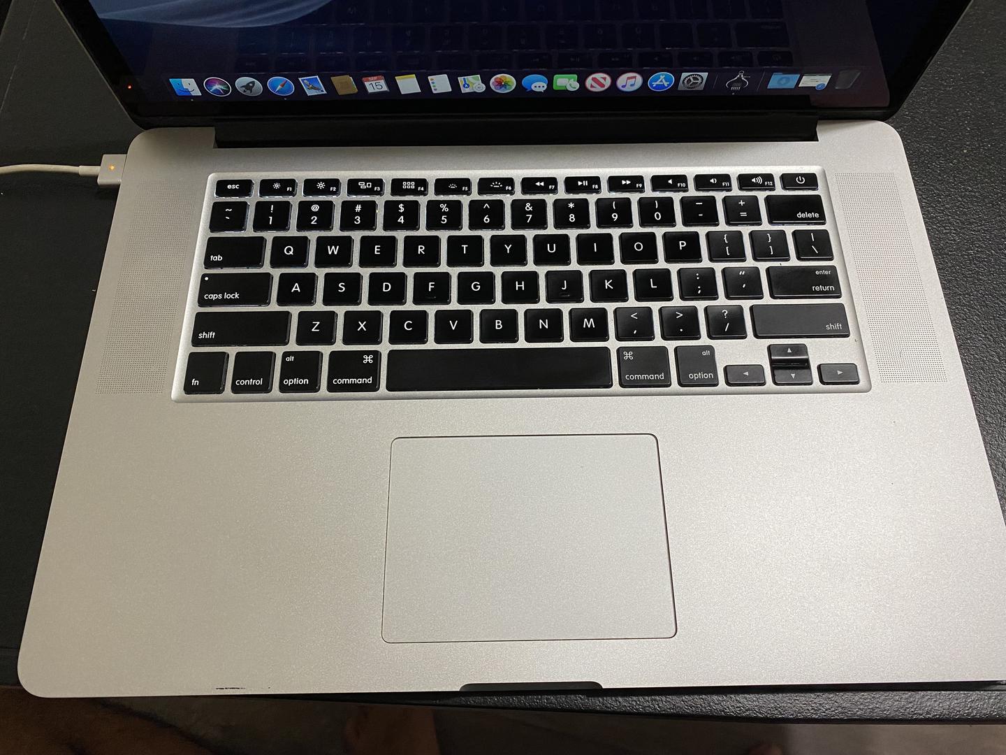 MacBook Pro 2015 (Retina) - 15", color Silver