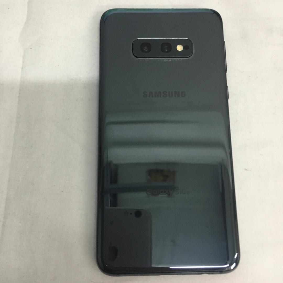 Samsung Galaxy S10e, color Black