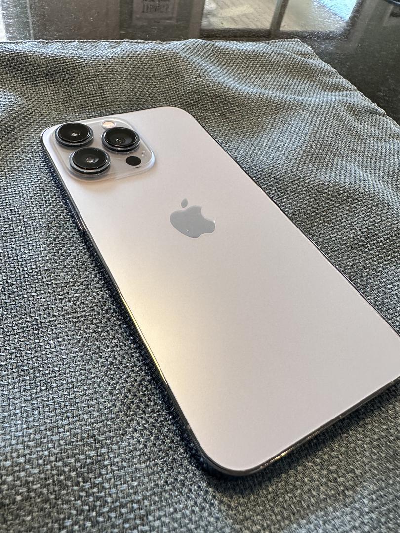 Apple iPhone 13 Pro, color Sierra Blue