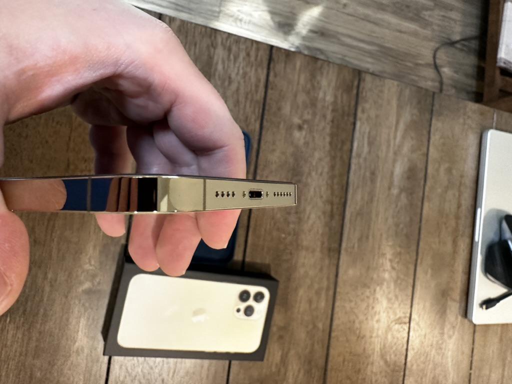 Apple iPhone 13 Pro Max, color Gold