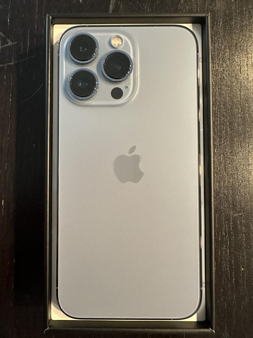 Apple iPhone 13 Pro, color Sierra Blue