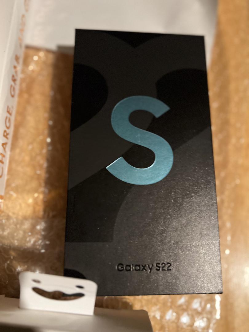 Samsung Galaxy S22, color Green