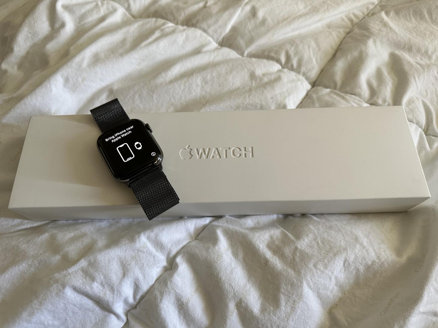 Apple Watch Series 7 45mm, color Graphite