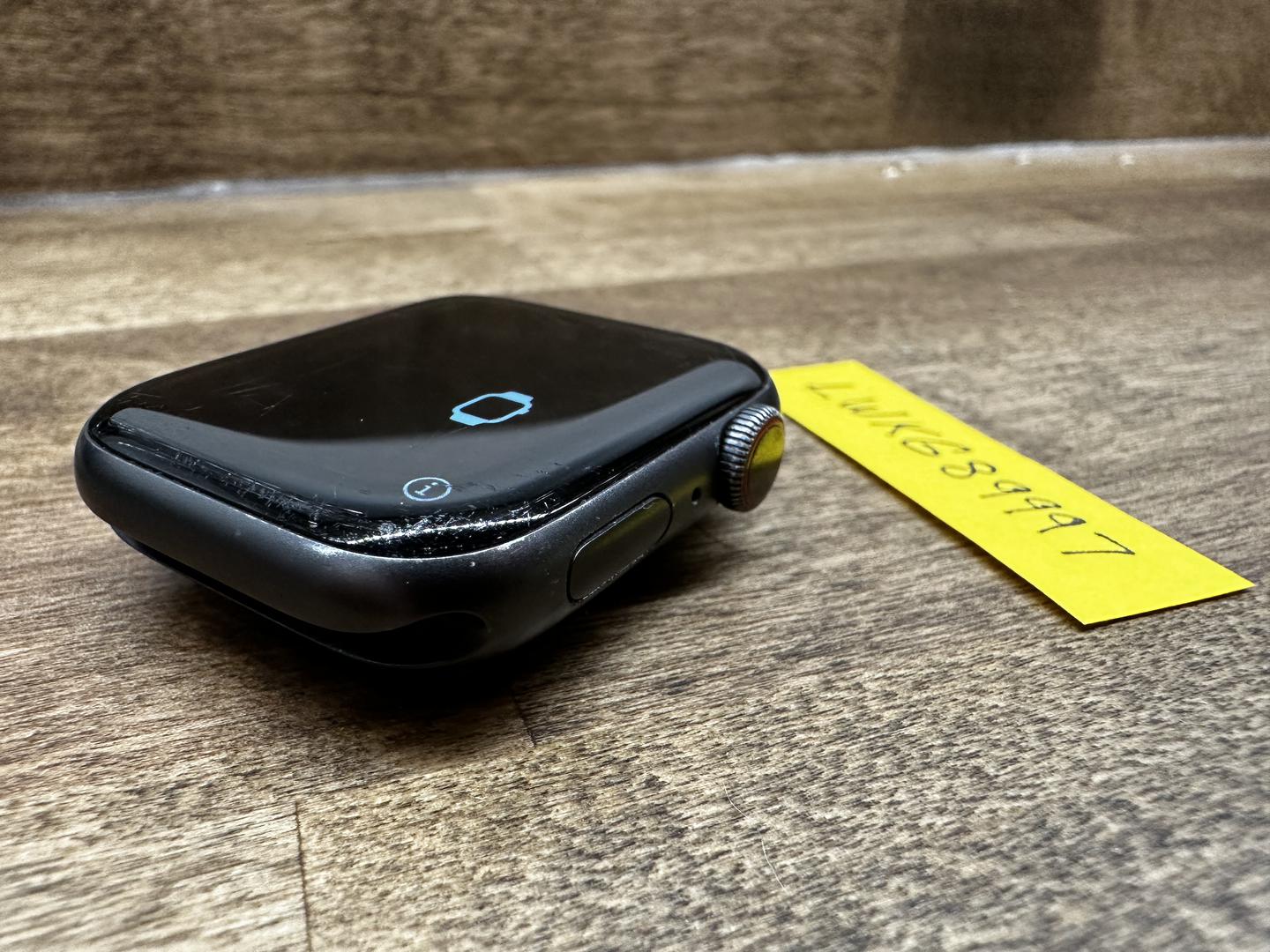 Apple Watch Series 5 44mm, color Gray