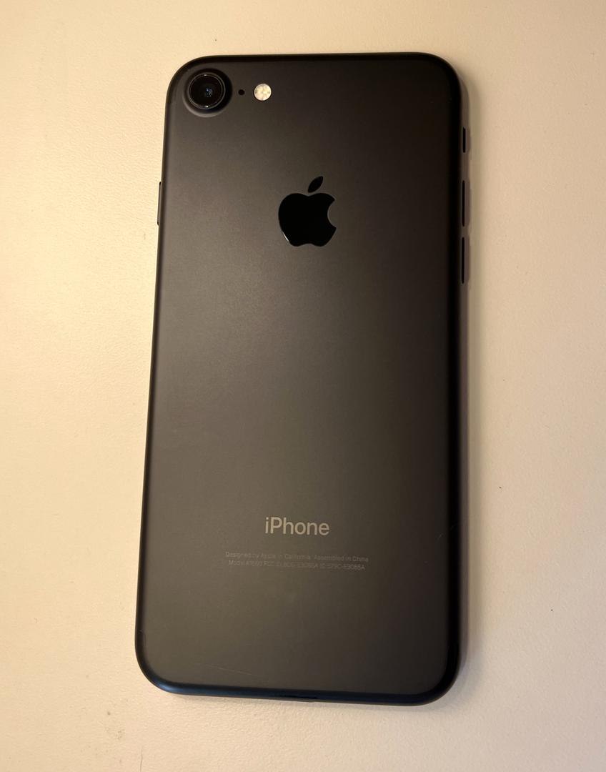 Apple iPhone 7, color Black