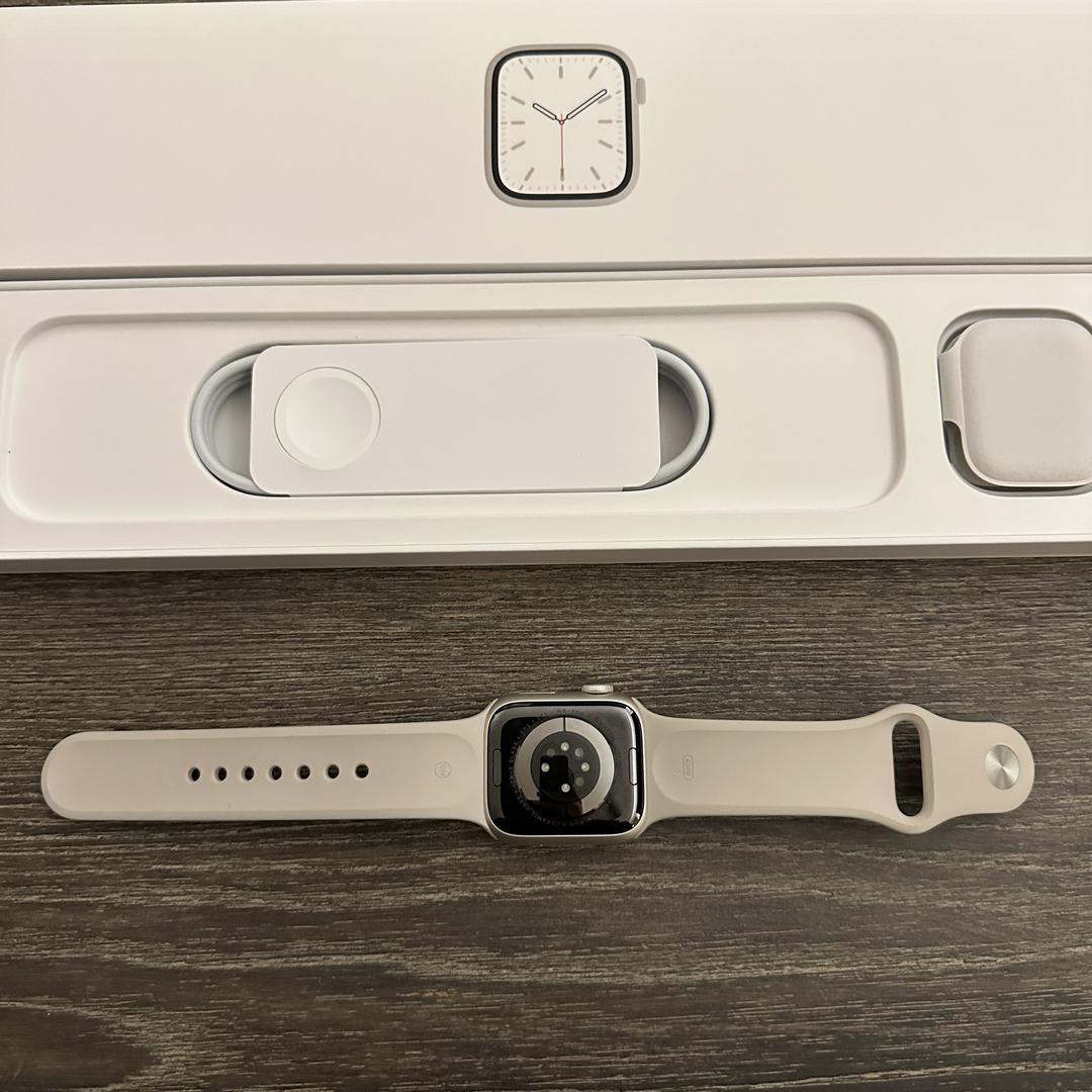 Apple Watch Series 7 41mm, color Starlight