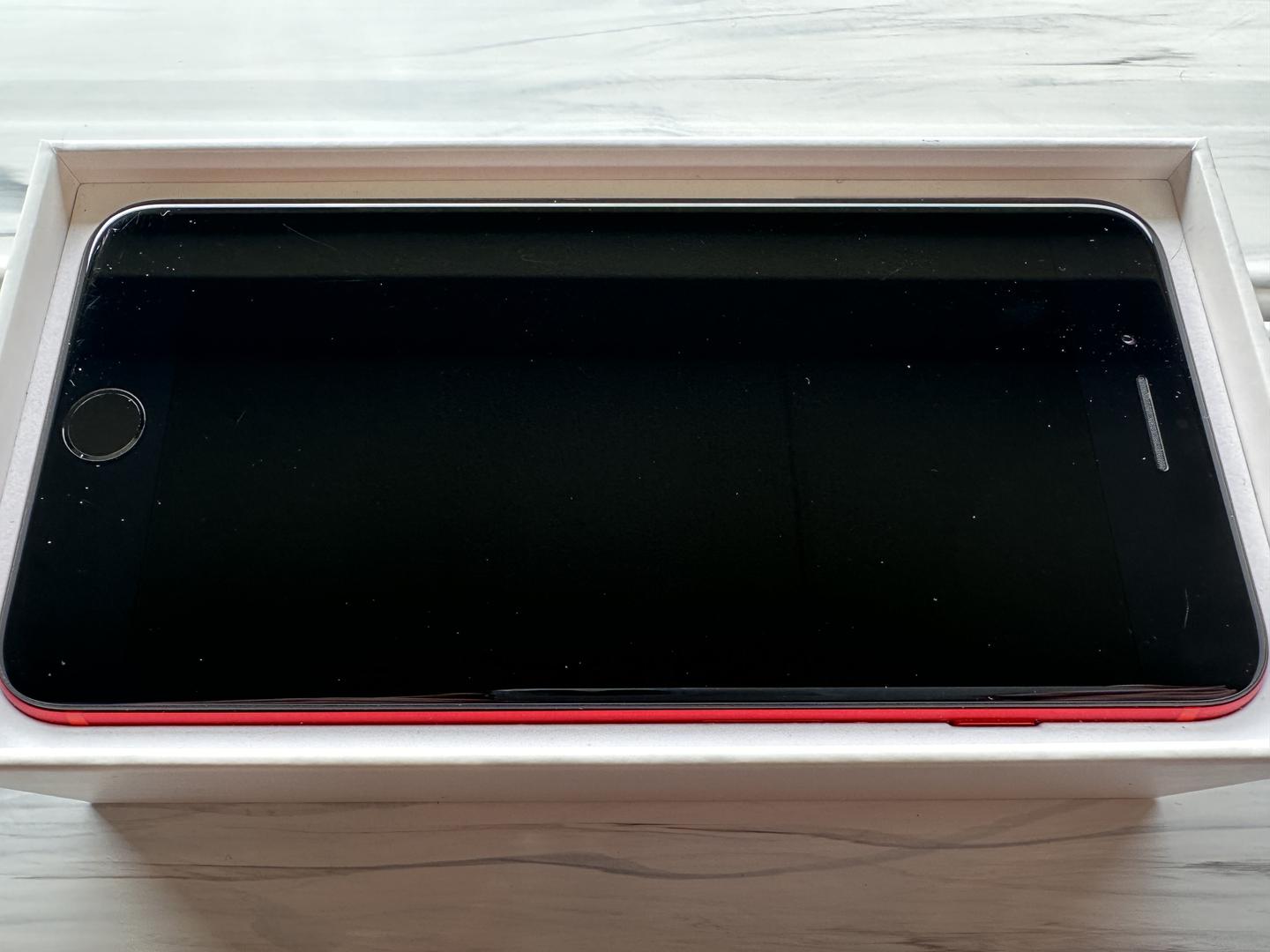 Apple iPhone 8 Plus, color Red