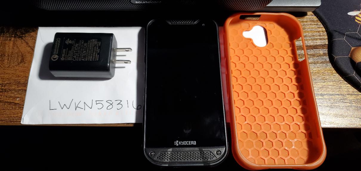 Kyocera Duraforce Pro 2, color Black