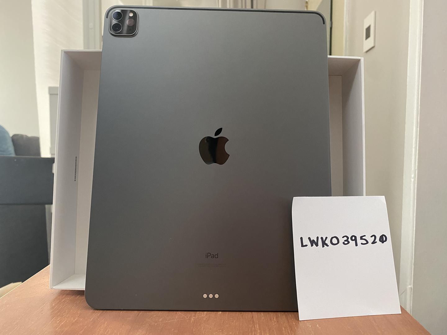 Apple iPad Pro 12.9" 4th Gen 2020, color Gray