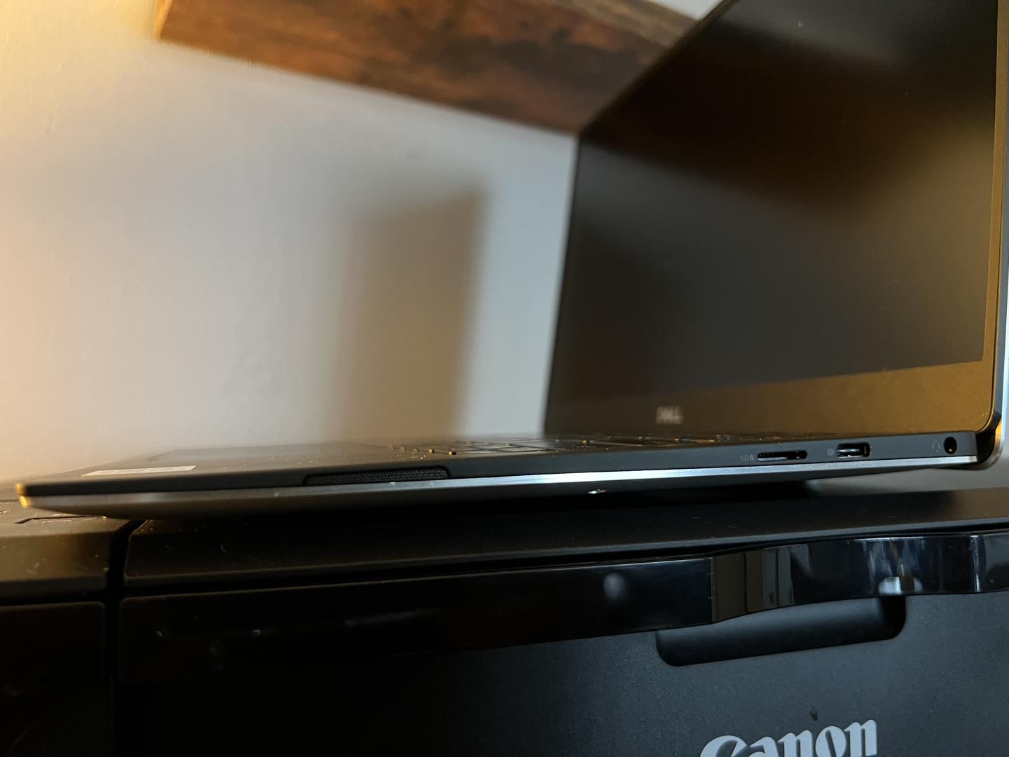 Dell XPS 13 7390 (2019), color