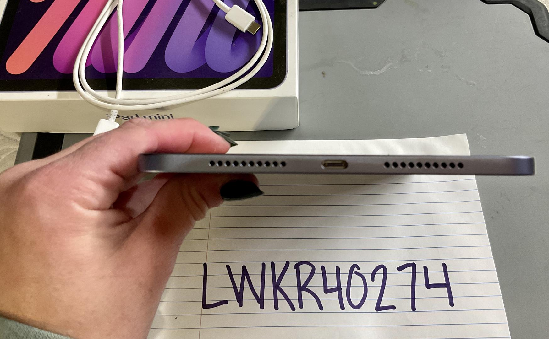 Apple iPad Mini 6th Gen, color Purple