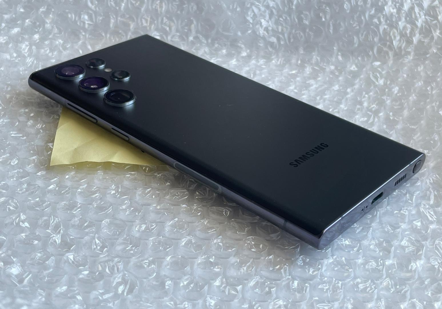 Samsung Galaxy S22 Ultra, color Black