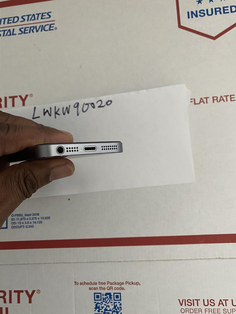 Apple iPhone 5S, color Gray