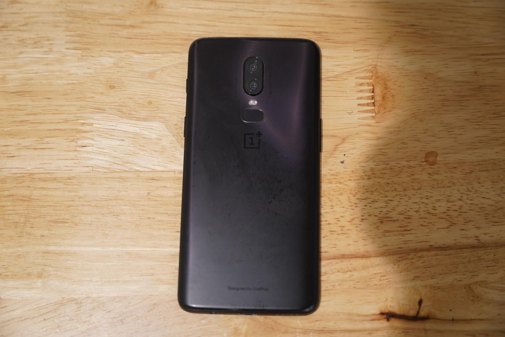 OnePlus 6, color Black