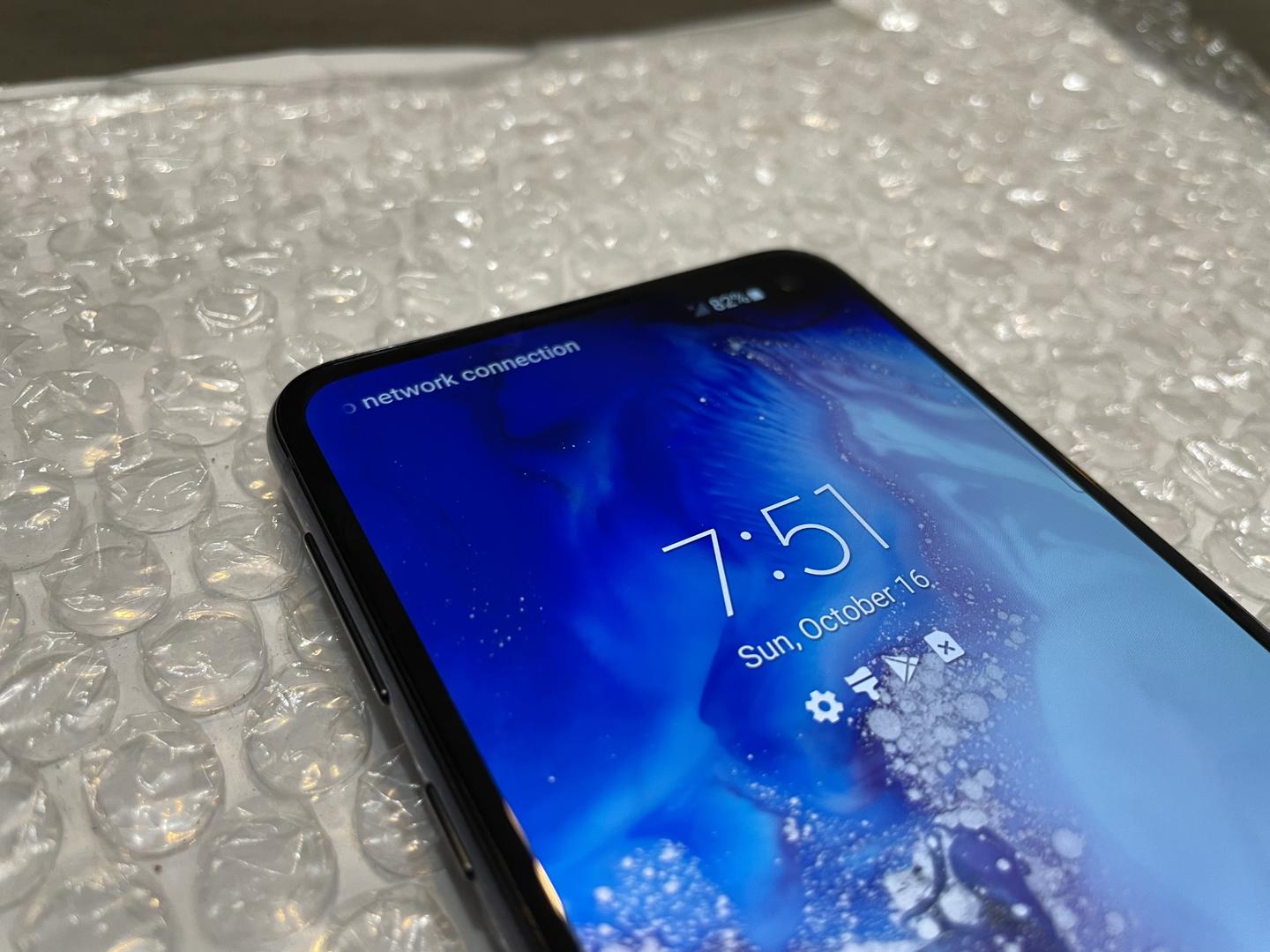 Samsung Galaxy S10e, color Black