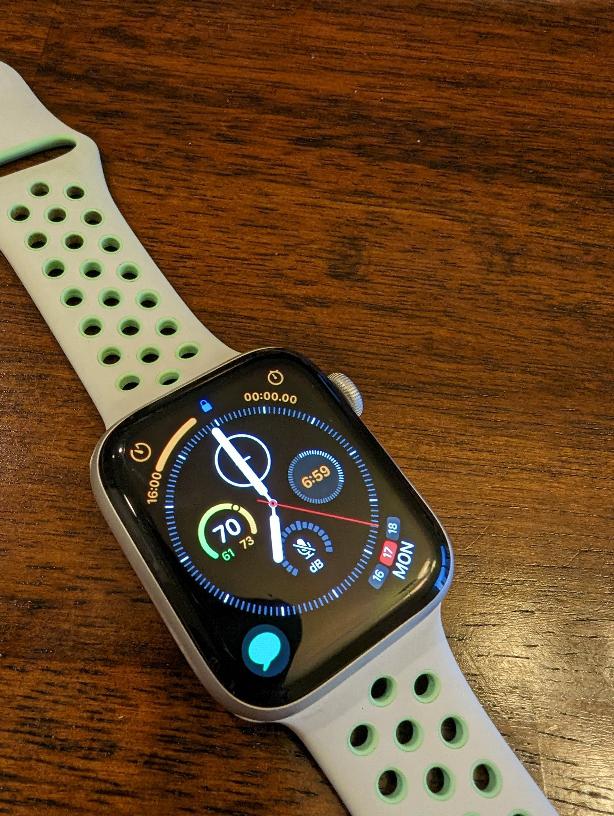 Apple Watch Series 6 44mm, color Silver