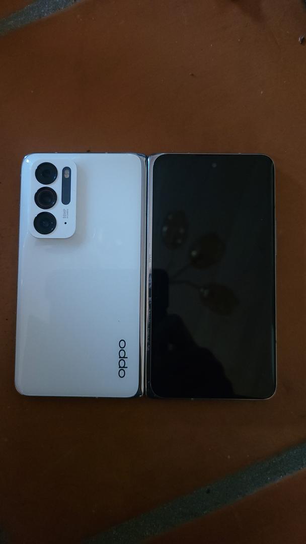 Oppo Find N, color White